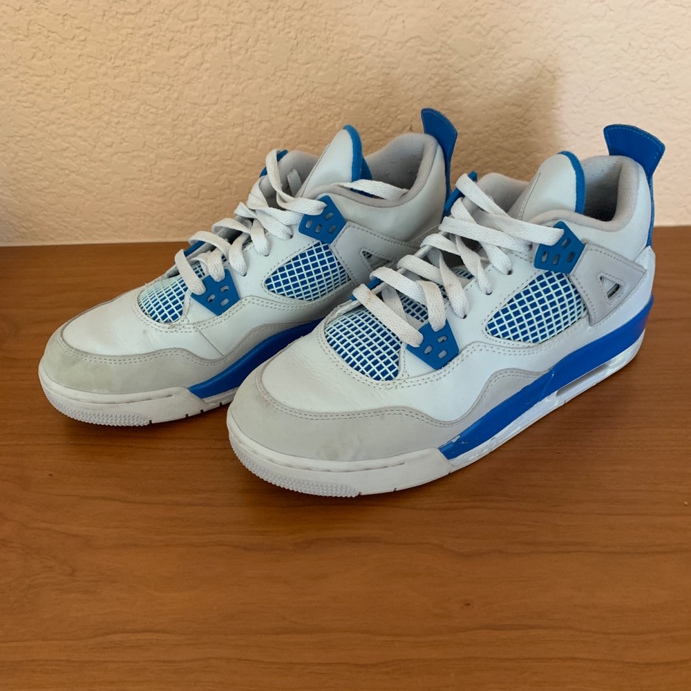 Jordan Retro 4 White and Military Blue